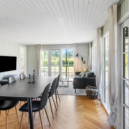 Pet Friendly In With Wifi Rødby