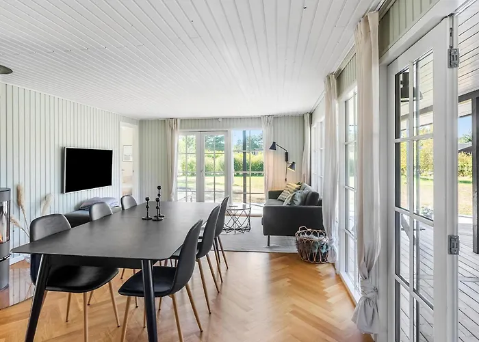 Pet Friendly In With Wifi Rødby